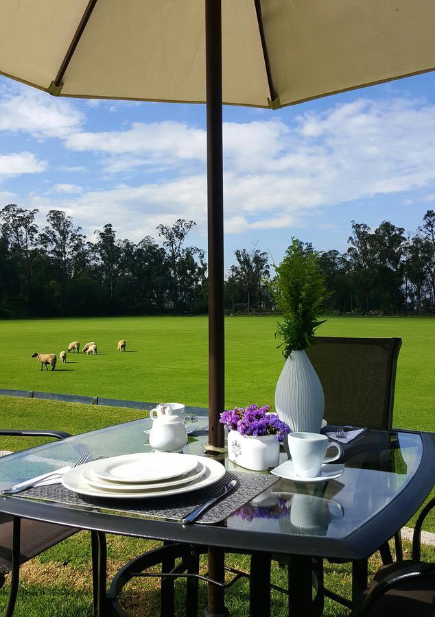 La Palma Polo Hotel - Airport Area Puembo 外观 照片